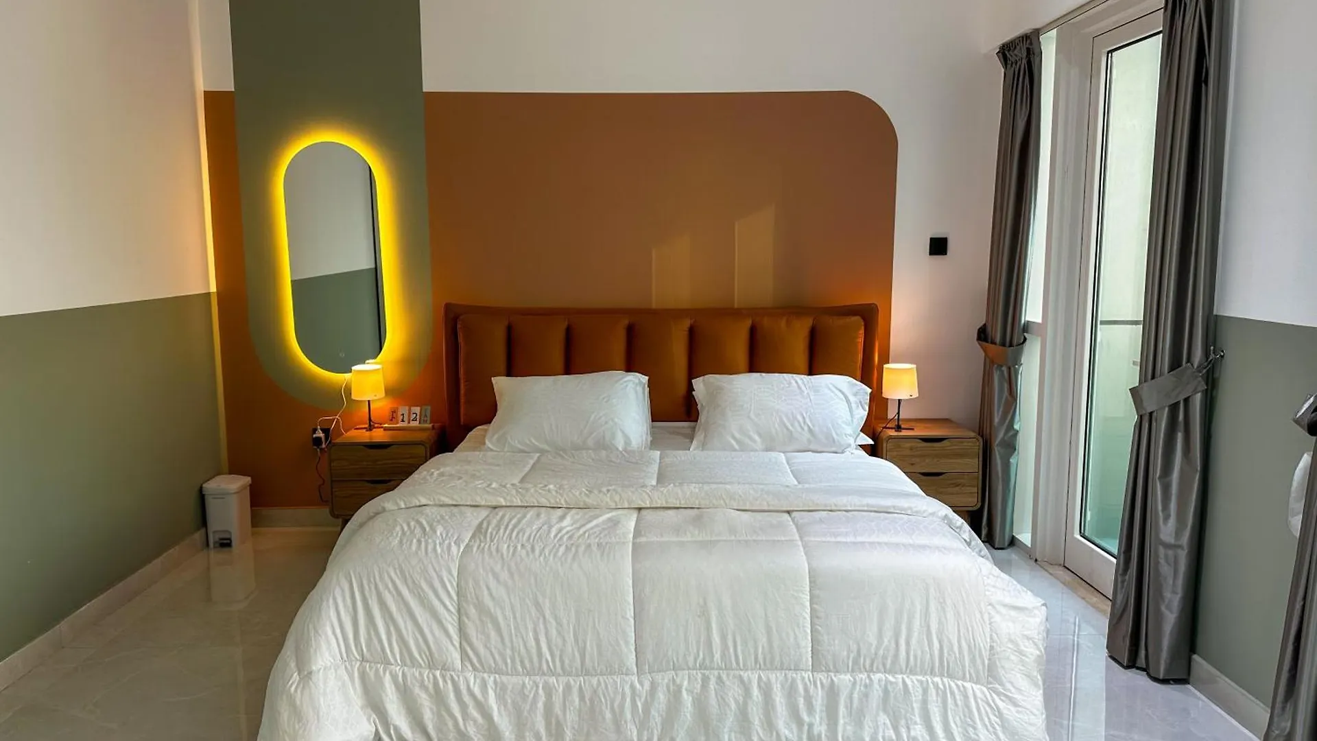 Pineapple Xpress Apartment Dubai United Arab Emirates